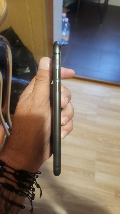 Telefon IPhone 11