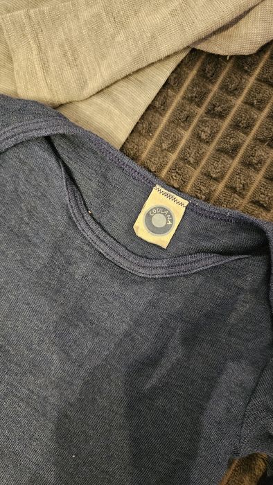 Два броя вълнени бодита Cosilana за бебе 86/92