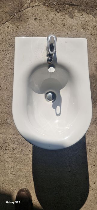 Срочно продам биде Италия