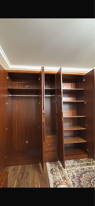 Продам шкаф в идеальном состоянии