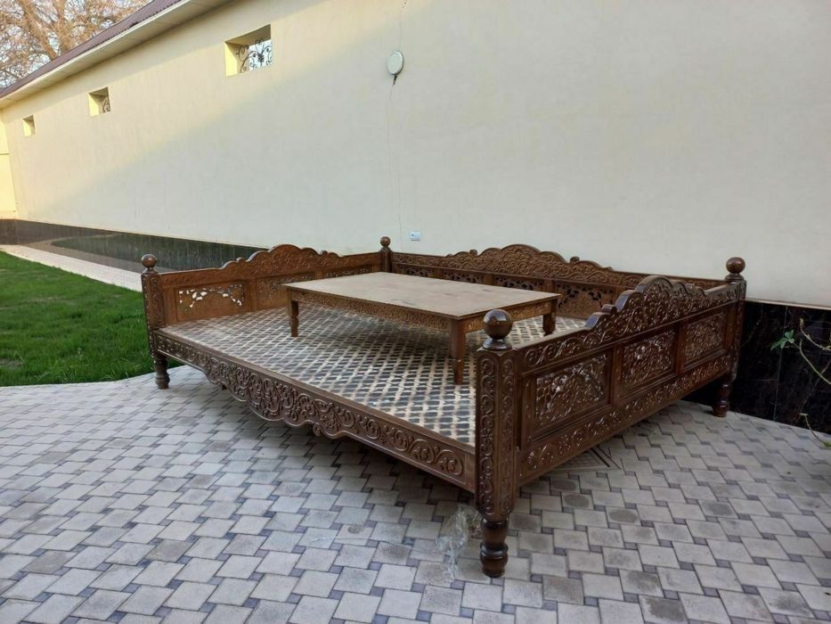 Kravat suri tapchan 2milyon 600ming so’mdan bowlab