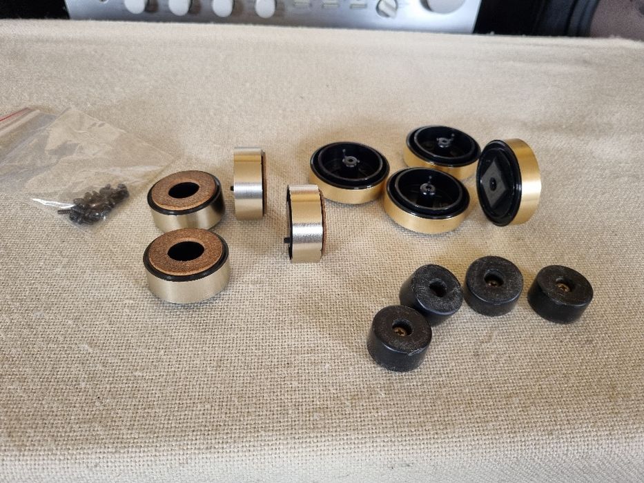 Set Picioruse Onkyo Integra, etc . Perfecta stare