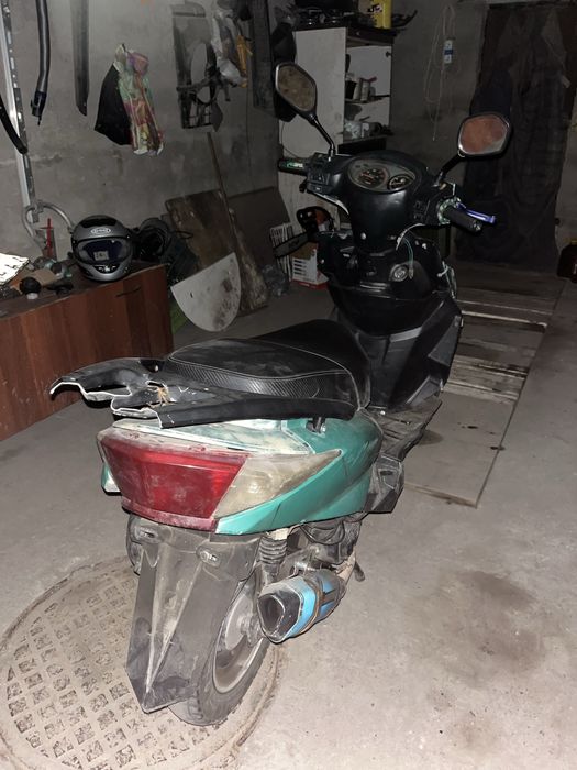 Продам скутер м8
