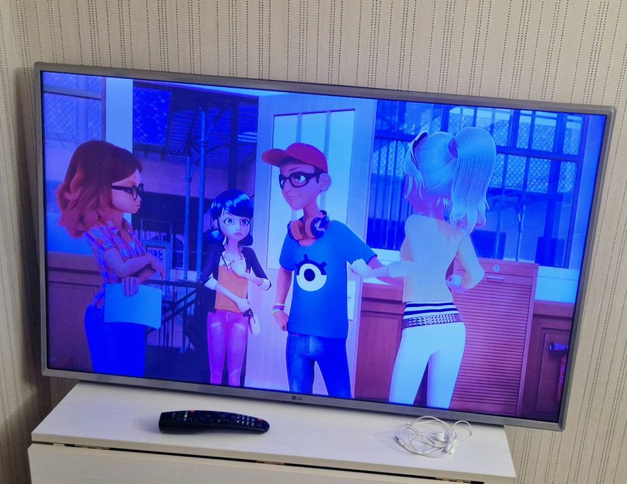 Продам телевизор