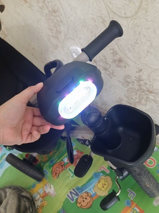 Продам трехколесный велосипед