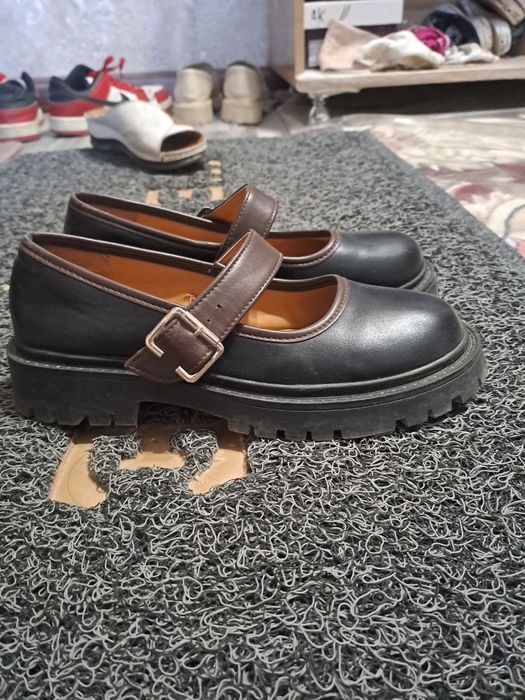 Туфли Лоферы. Женские туфли Лоферы. Qiz bollarga ltufli. Loferlar