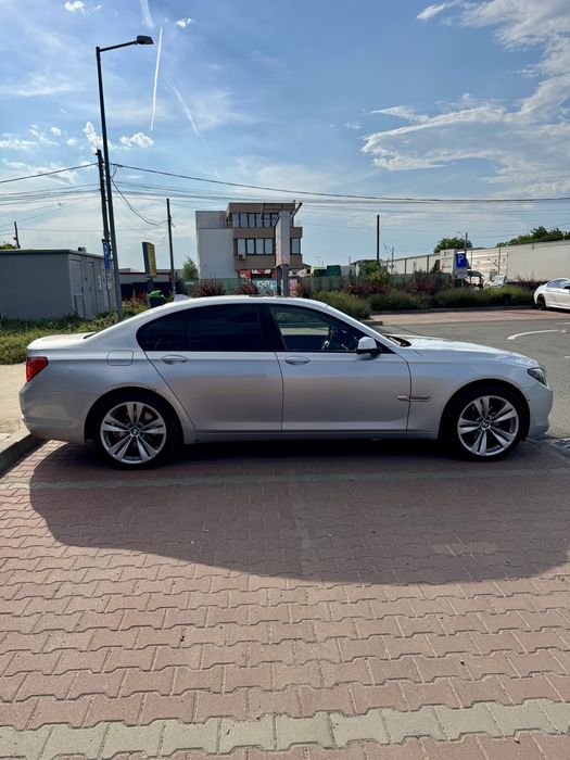 Vand BMW F01 / 3.0 diesel 245 de cai ! Proprietar de 6 ani !
