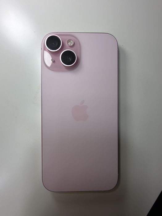 vand telefon iphone 15 roz