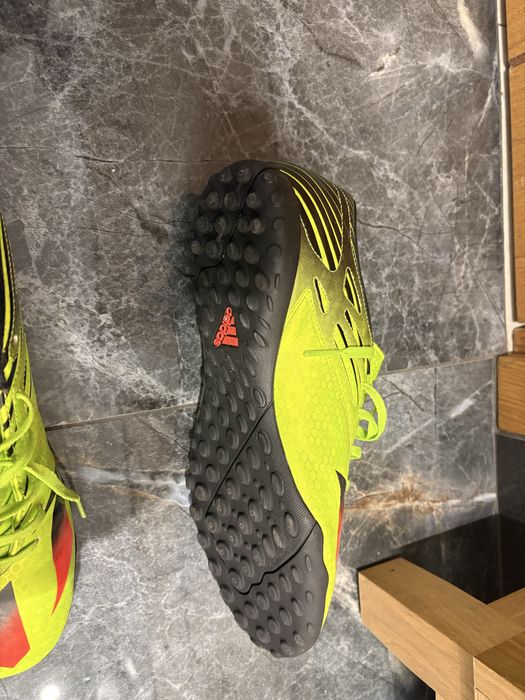 Футболни обувки adidas messi