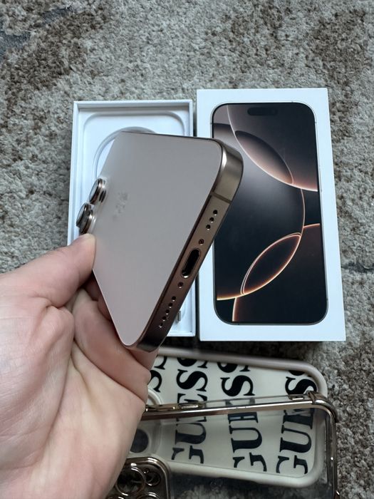 iPhone 16 Pro Desert Titan,ca nou, factura si garantie