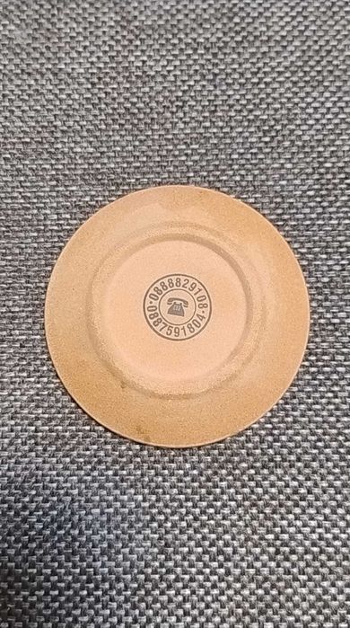 Minimodel de farfurie decorativă din porțelan