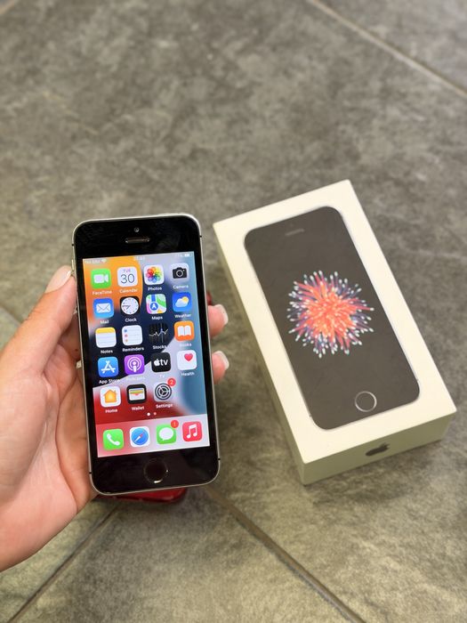 iPhone SE 32GB Impecabil Liber de retea