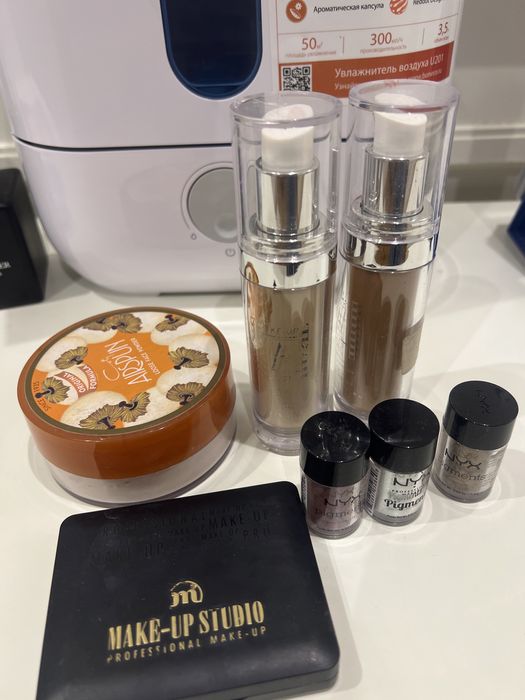 Продам профиссиональную косметику