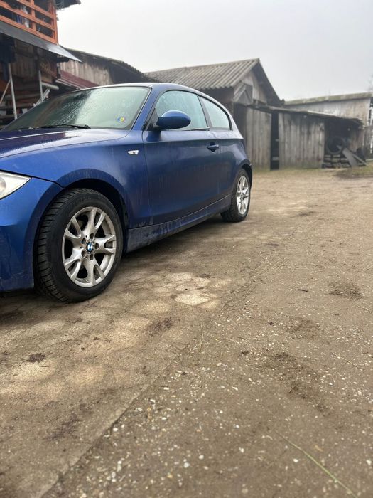 Dezmembrez bmw seria 1 e87