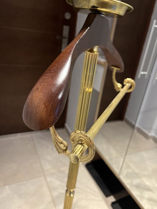 Dressboy от Месинг и Махагон