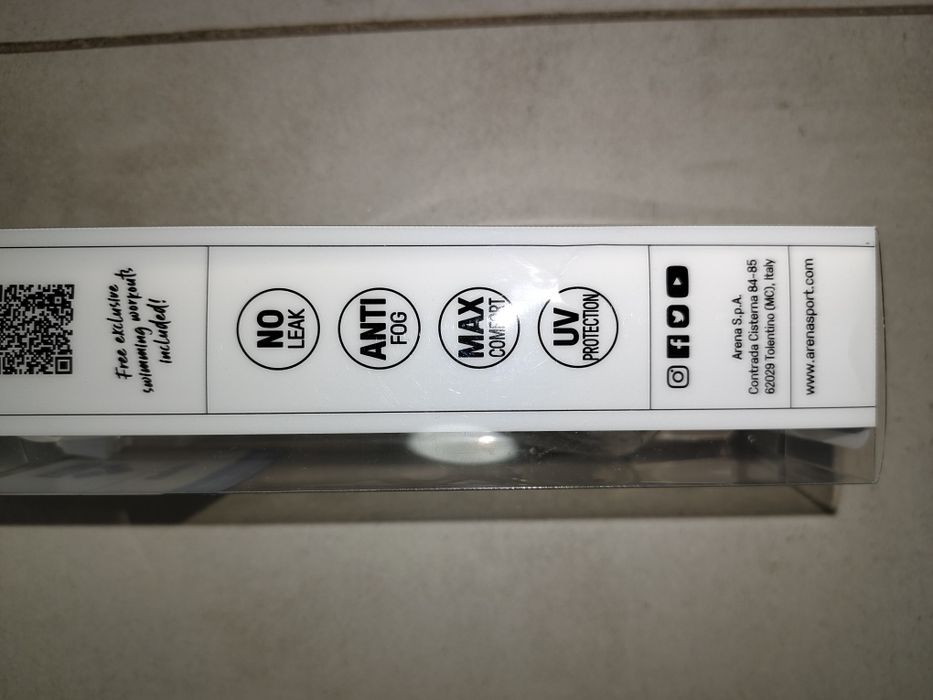 Продам очки для плавания ,Арена