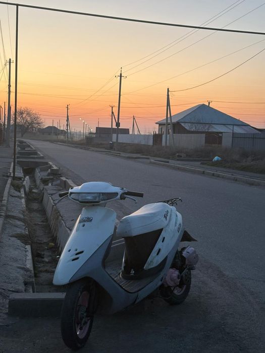 Продам Хонду Дио 27