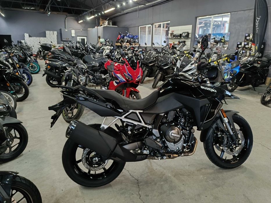 Suzuki DL800 V-Strom  M5 prin Suzuki Constanta