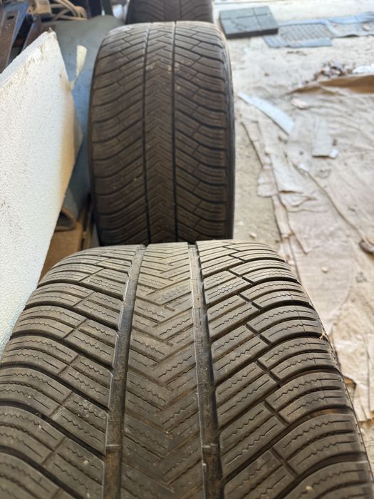 Джанти с гуми Mercedes AMG 19