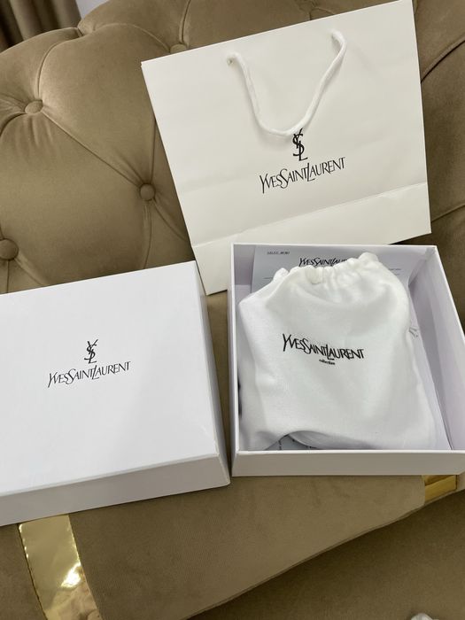 Curea YSL negru cu accesorii