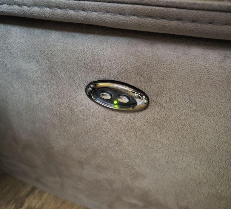 Електрически диван