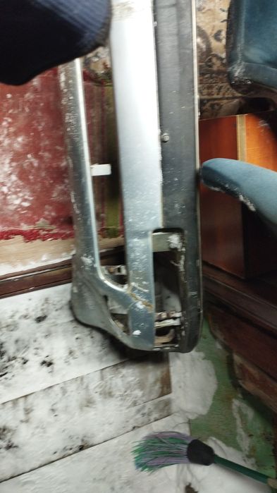 Продам запчасти для ауди 80-90