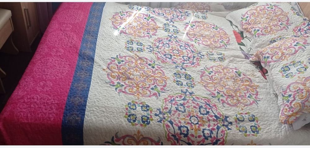 Продам спальный гарнитур