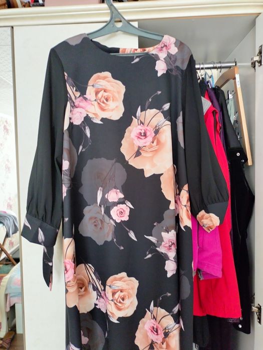 Платья в отличном состоянии