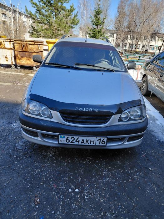 Тайота Авенсис 1,8 литров