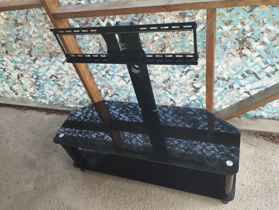 Подставка под телевизор