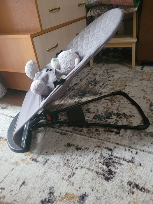 Продам шезлонг детский