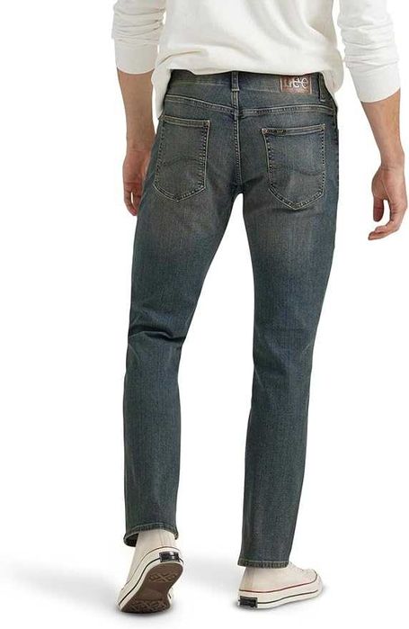 Джинсы Lee mens Extreme Motion Straight Taper Jeans 32 x 29