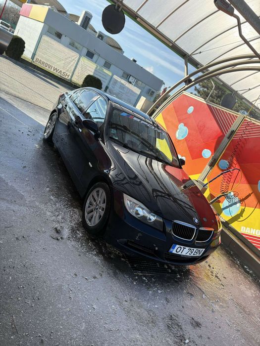Vând E90 2.0i sau schimb tot cu BMW