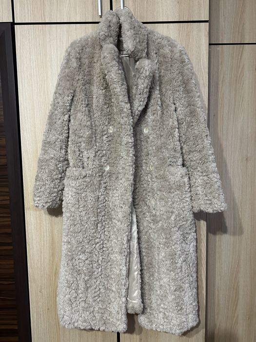 Палто бежово / дълго