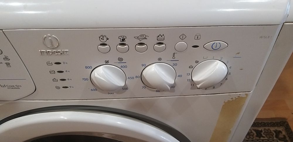 Стиральная машинка Indezit