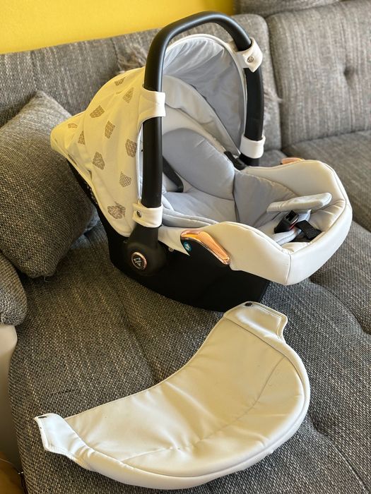 Бебешка количка Junama