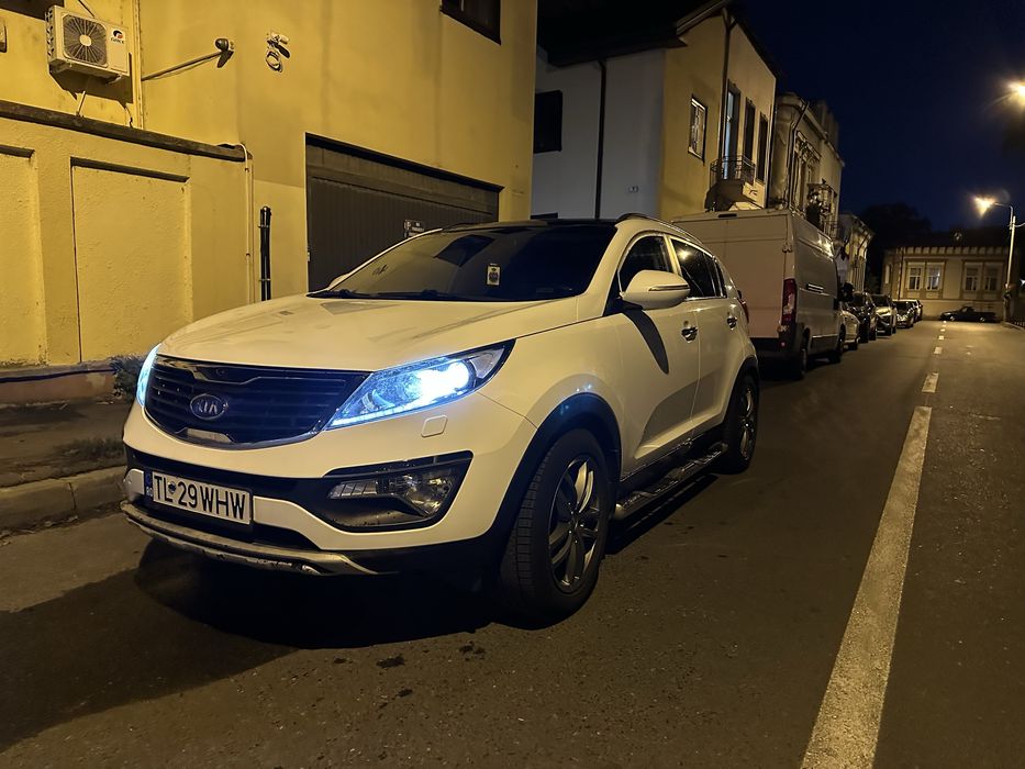 KIA Sportage 2011 — imagine 2