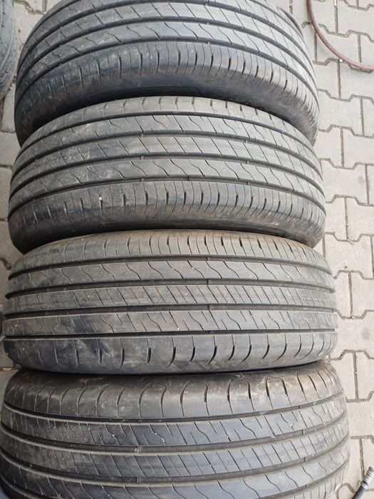 Гуми 215/60/17 Гудиар