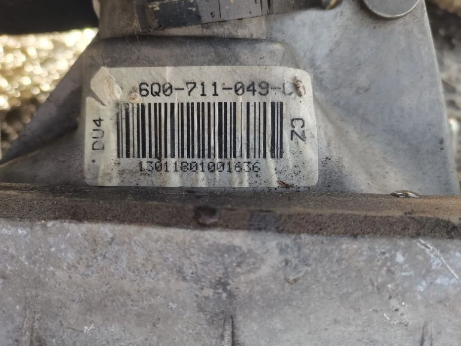 Ansamblu Maneta cu Sufe Timonerie Schimbator Viteze Cutie Manuala in 5 Trepte Skoda Fabia 6Q0711094