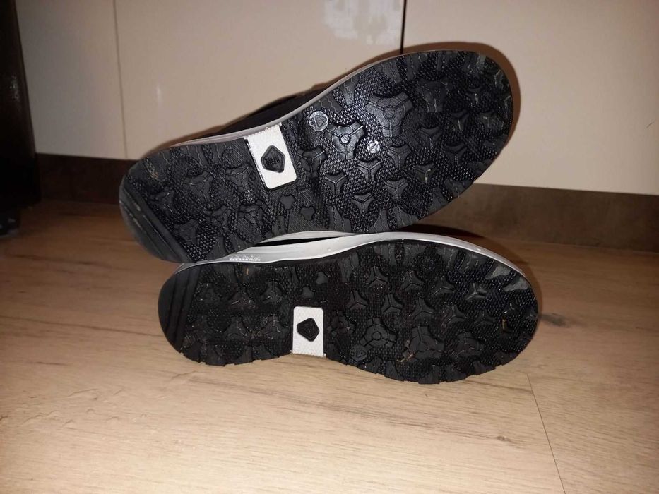 Апрески Декатлон, 36 номер