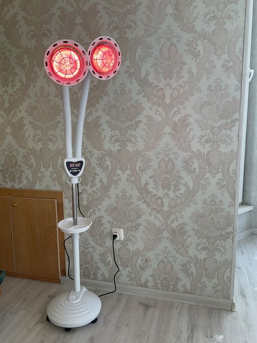 Светильники. Инфракрасная лампа. Лечебные лампы.
