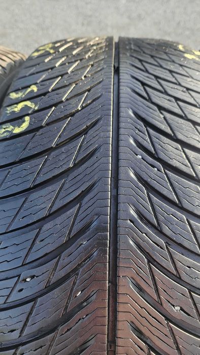 235/50 R19 • Iarna • Michelin Pilot Alpin 5 103H XL | 4 buc | Pret/buc