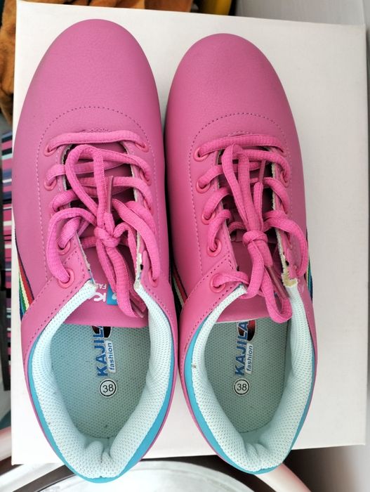 Кроссовки 38 размер