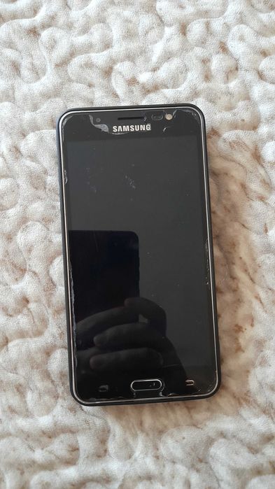 Продам смартфон samsung