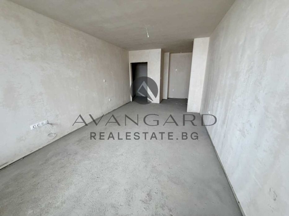 оф.25123 Просторен тристаен с АКТ 16/ Съдийски