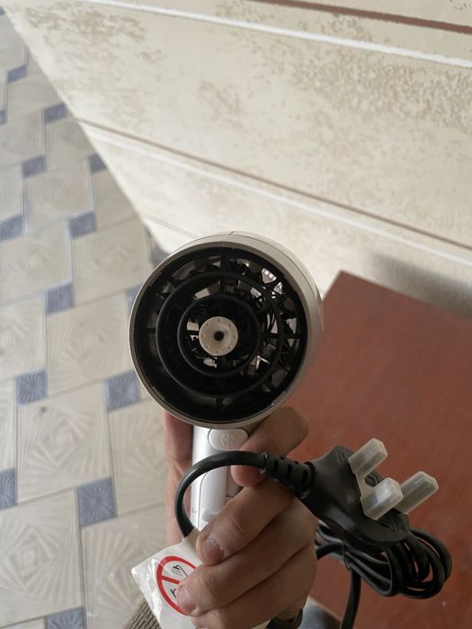 Фен для волос braun