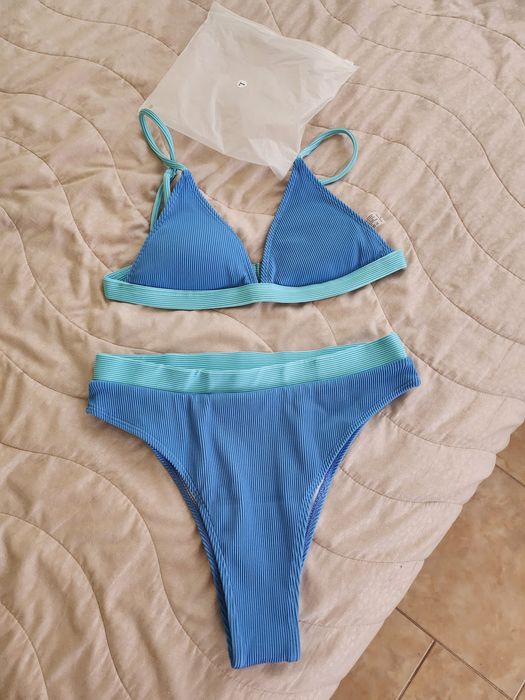 Дамски бански две части