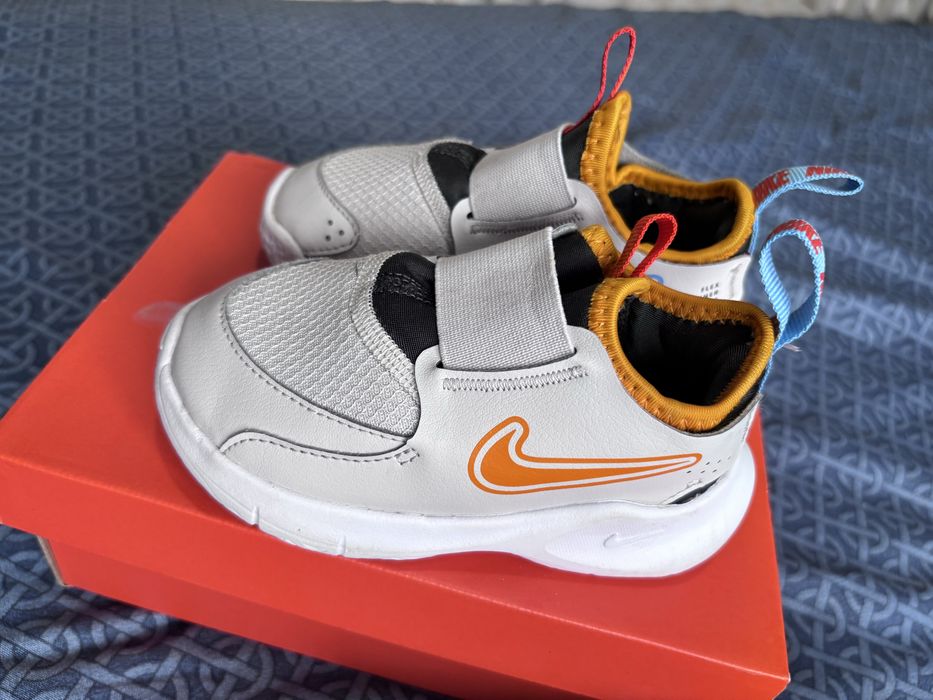 Маратонки Nike Flex runner