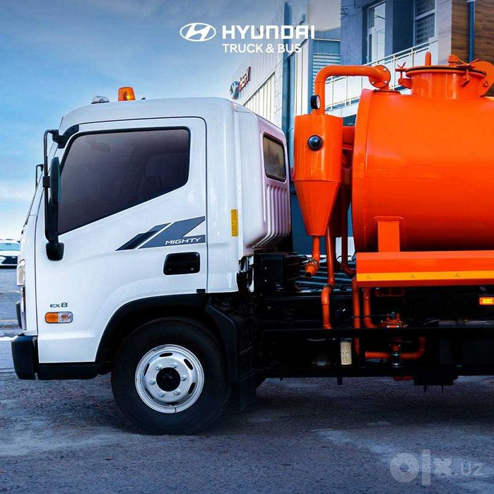 Hundai mighty EX8 Ассенизационная машина 4м3