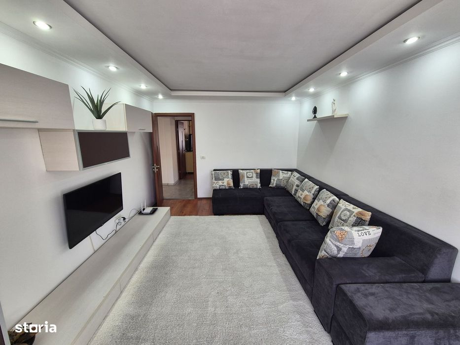 Vand apartament 2 camere, etajul.2,  Micro 4